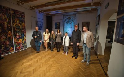 Koncert prezentujący talenty wokalistów School of Rock